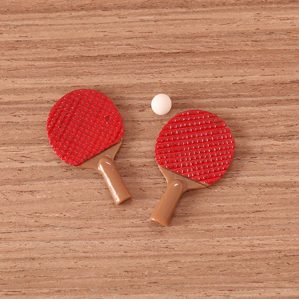 Sports Equipment Photos - 2セット ミニ卓球ラケットセット リアルなミニスポーツ用品 ドールハウス用品 オーナメント 小さな写真小道具